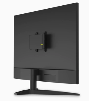 Qbic Phantom signage unit with 2GB RAM, 32GB storage, and dual-band Wi-Fi